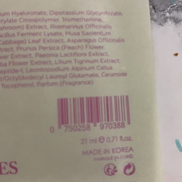 Vitamasques/ Nourish Flower Nectar & Glow Juicy Berries - Picture 6 of 7